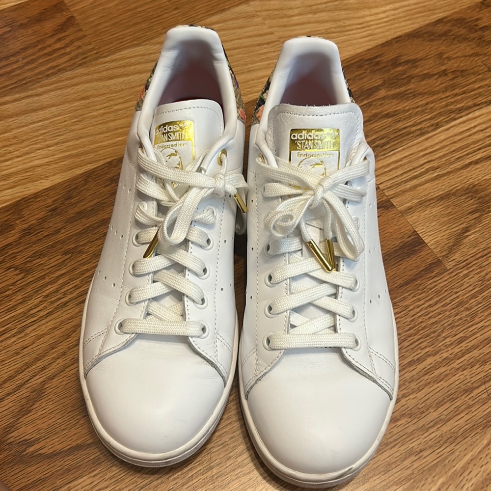 Women’s Stan Smith Adidas size 9.5